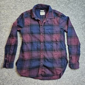 American eagle Tartan plaid button down shirt. Boyfriend fit XS